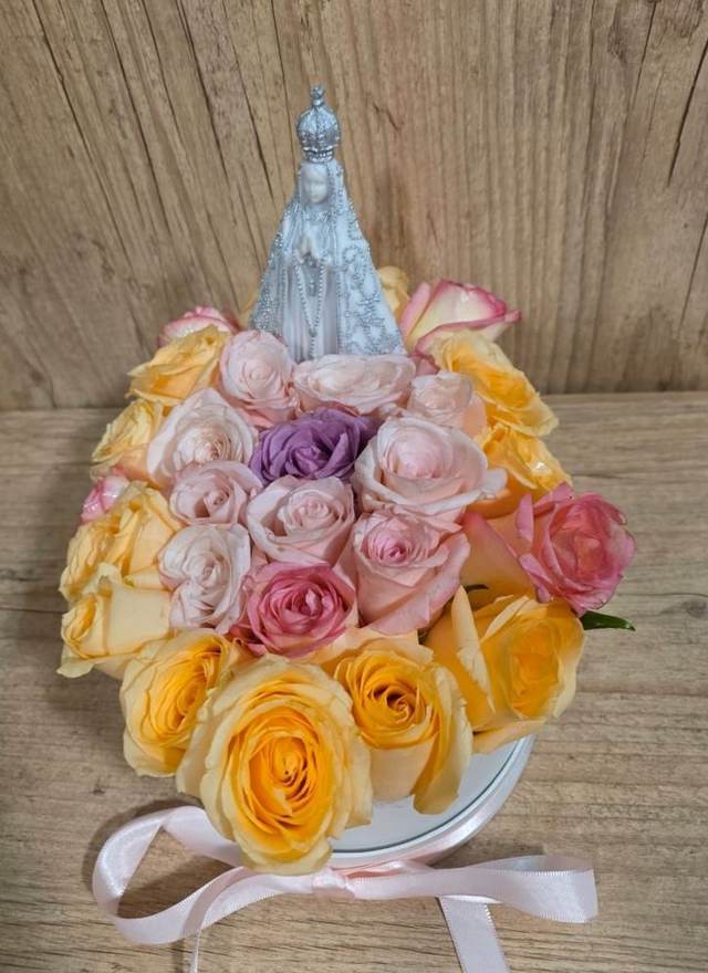 Cápsula de Adoração - Upata Plantas e Flores